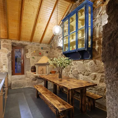 Casa Do Avô Hébergement de vacances Cinfães